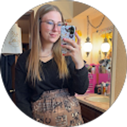 Profile photo of Sarah Wedel