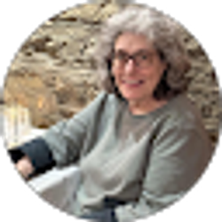 Profile photo of Barbara Raye