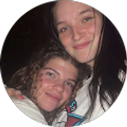 Profile photo of Hailee Nading