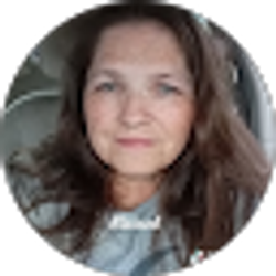 Profile photo of Gail Holida
