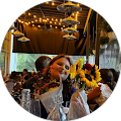 Profile photo of Savy Roberts