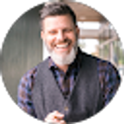 Profile photo of Les McDaniel