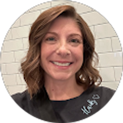 Profile photo of Lindy Caudle