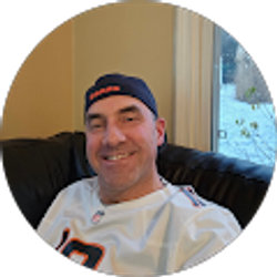 Profile photo of Alex Rahofy