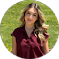 Profile photo of Emily Hovsepian