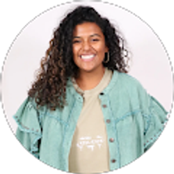 Profile photo of Alicia Parada