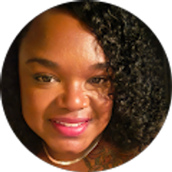 Profile photo of Kayla Dean Samantha Stokes