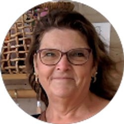 Profile photo of Tina Drake