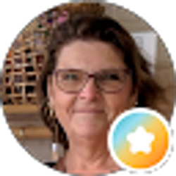 Profile photo of Tina Drake