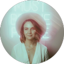 Profile photo of Ashley Williams