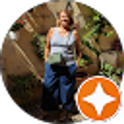 Profile photo of Julie Trivers