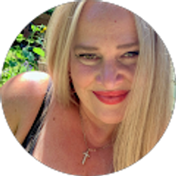 Profile photo of Ginette Johnson