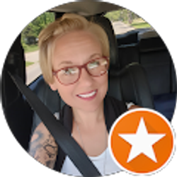 Profile photo of Lindsey Paris (Linny_Rae)