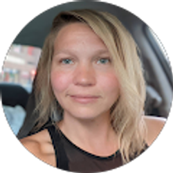 Profile photo of Nicole Lasanen