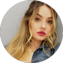 Profile photo of Victoria Herrera