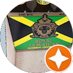 Profile photo of Dee Moneys