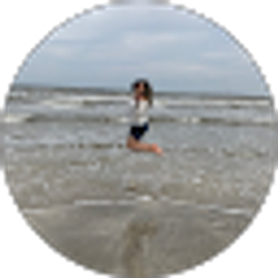 Profile photo of Stephanie Razo