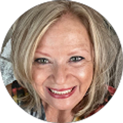 Profile photo of Sandi Amundson