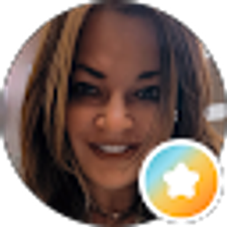 Profile photo of Lori Robertson