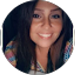 Profile photo of Stephanie Newhouse