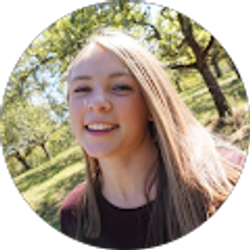 Profile photo of andria daragon