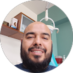 Profile photo of elias de leon