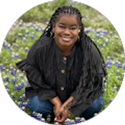 Profile photo of Raven - Ariel