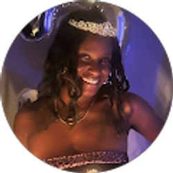 Profile photo of Fee G