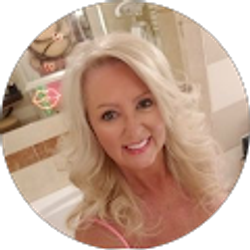 Profile photo of Rhonda Easterly