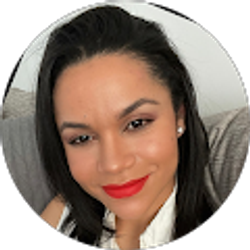 Profile photo of Yinaira Garcia