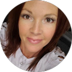 Profile photo of Holly Bland