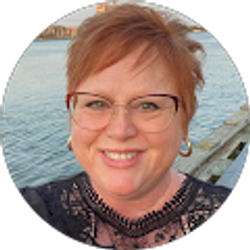 Profile photo of Suzanne Forquer