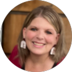 Profile photo of Michelle Hardebeck