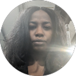 Profile photo of Nikki Gibson