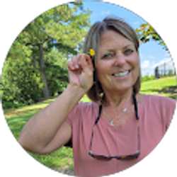 Profile photo of Terri Cowell