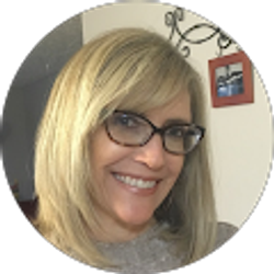 Profile photo of Linda Lundquist