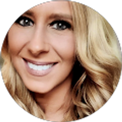 Profile photo of Lisa