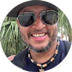 Profile photo of Noe Campos