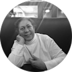 Profile photo of Rosalie Chilelli