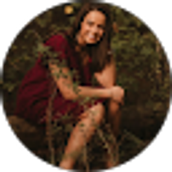 Profile photo of Shelby Linley