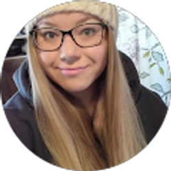 Profile photo of Lynda