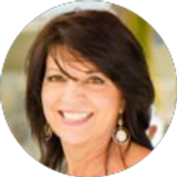 Profile photo of Beth Brinkley