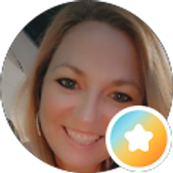 Profile photo of Lacie Holden