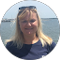 Profile photo of Courtney Dyer
