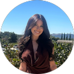 Profile photo of Sarina Lara