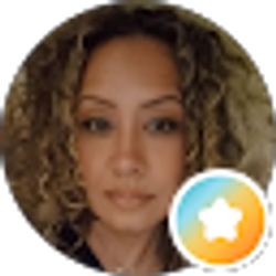 Profile photo of Desiree Freund
