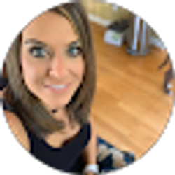 Profile photo of Cassie Burnette