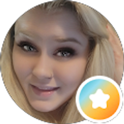 Profile photo of Lauren Roberts