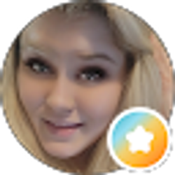 Profile photo of Lauren Roberts