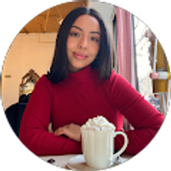 Profile photo of Desyree Calderòn